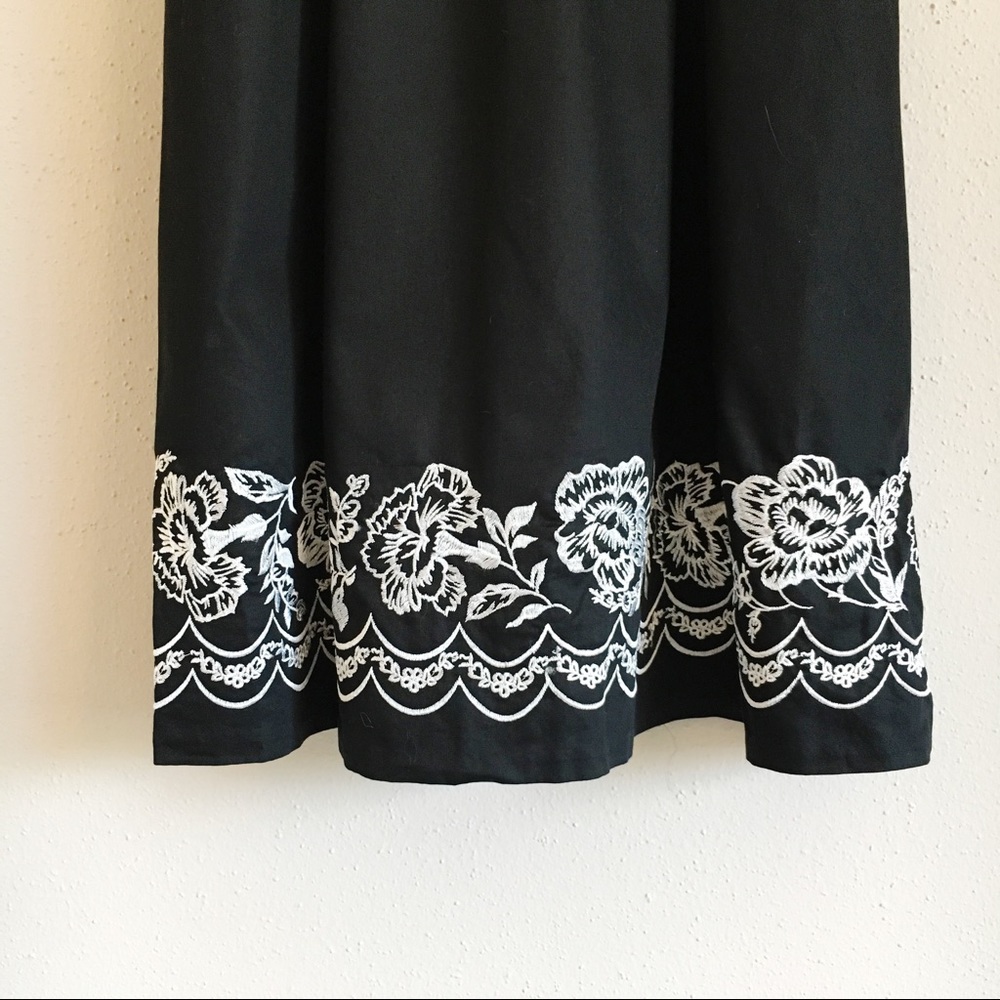 LOFT Black and White Floral Embroidered Dress - Picture 3 of 6